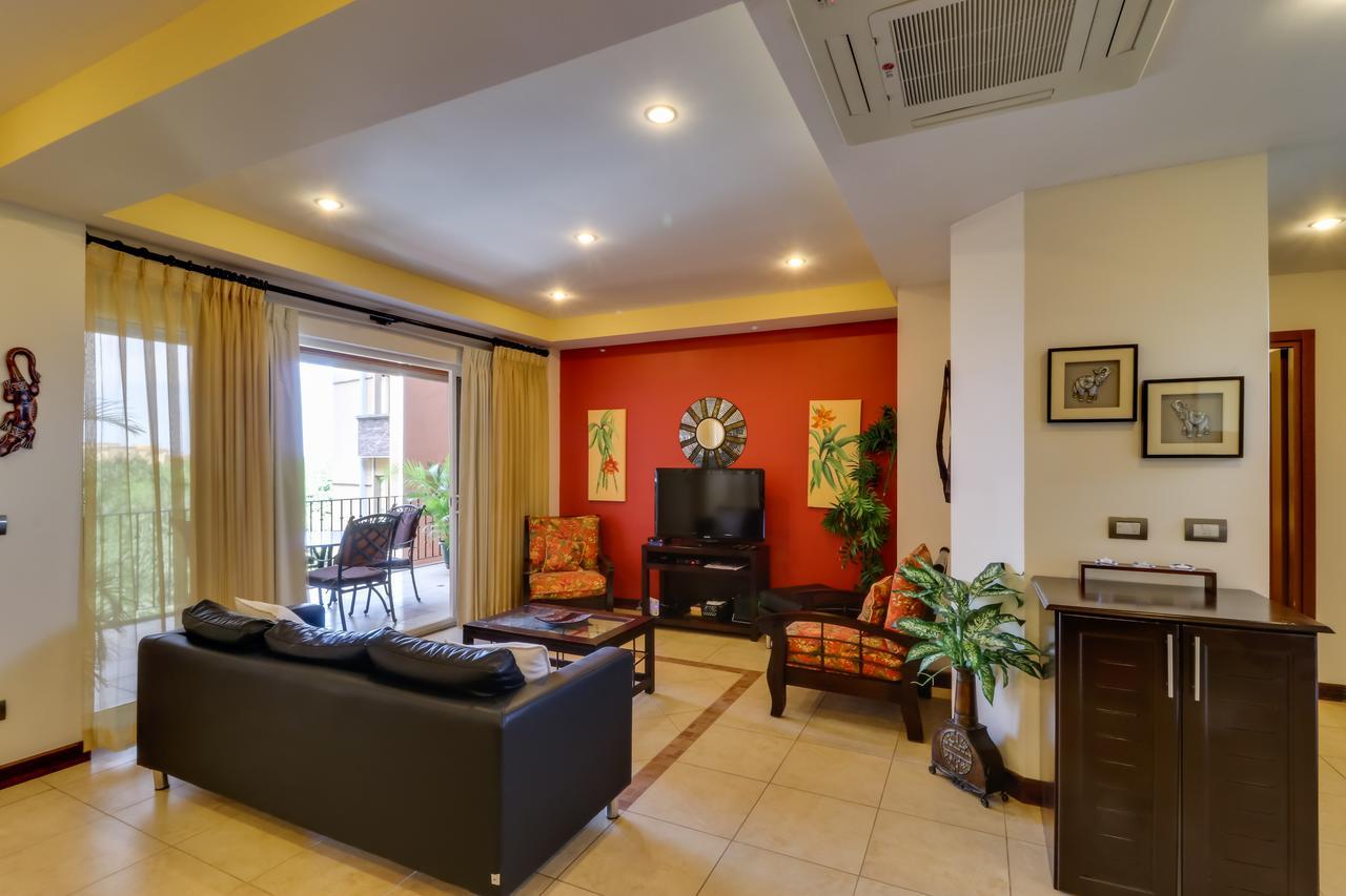 Naxos 15 Apartment Tamarindo Luaran gambar