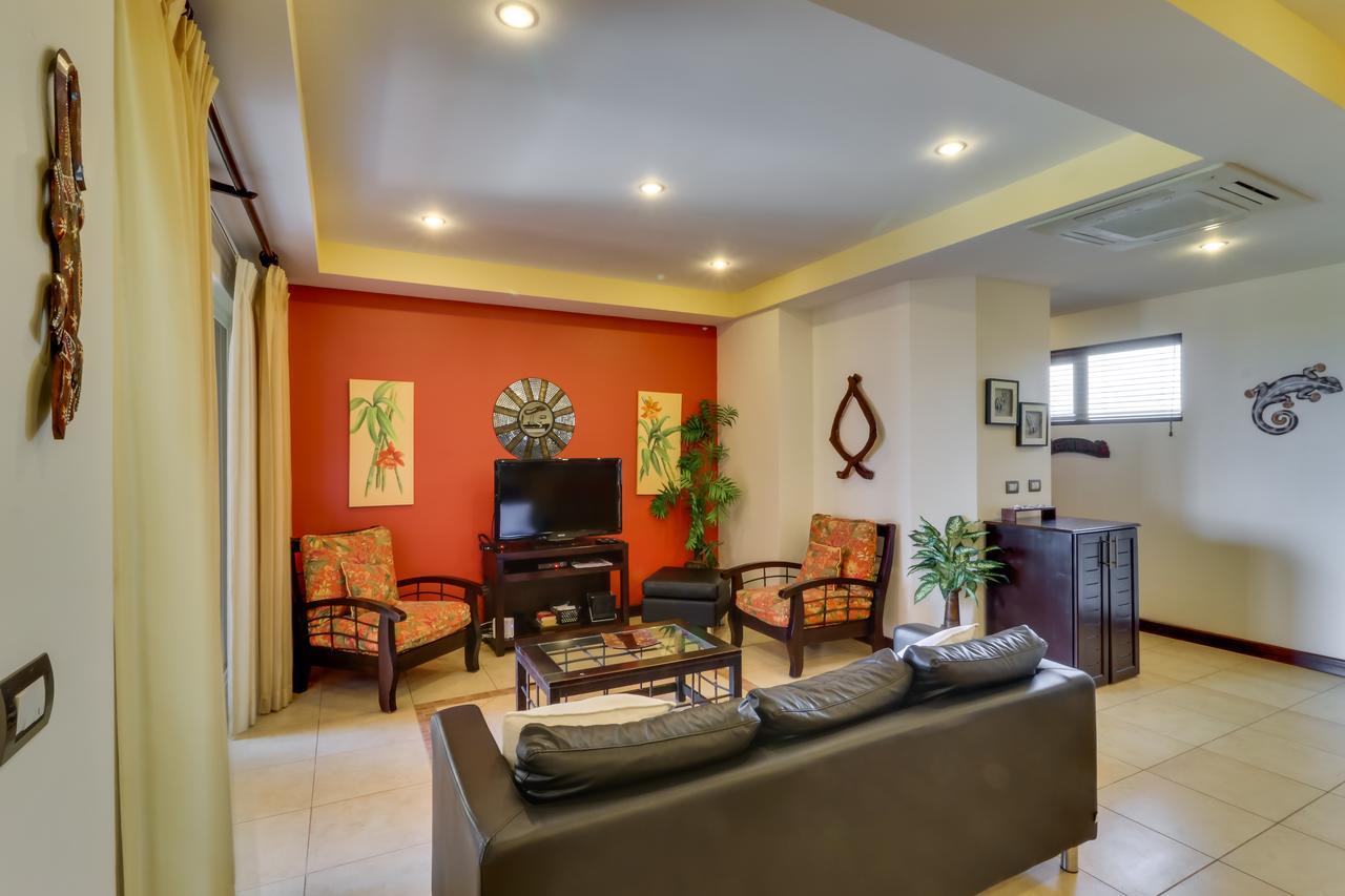 Naxos 15 Apartment Tamarindo Luaran gambar